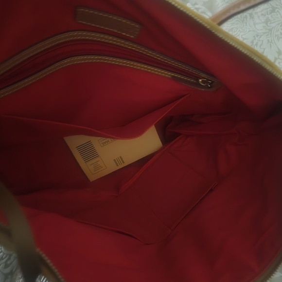 Purse - Picture 3 of 5